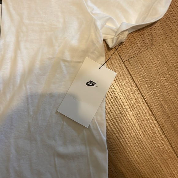 Nike Tee! - Picture 2 of 4